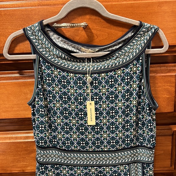 Max studio dress size Large NWT - Picture 2 of 7